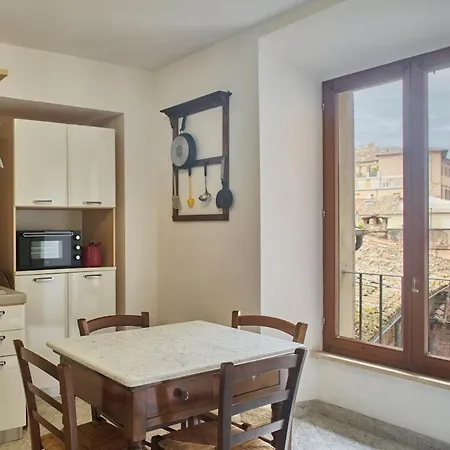 La Torre Historic Charm On The Main Corso 公寓